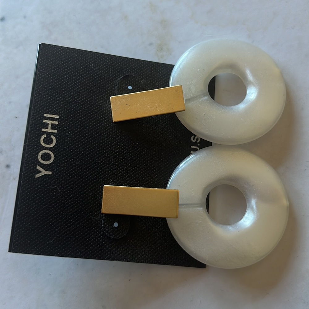 Brand new statement earrings - Picture 6 of 7